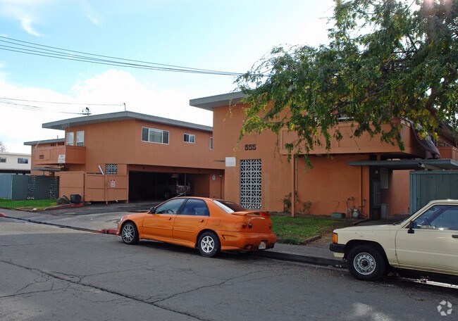 Building Photo - Bay Port Apartments