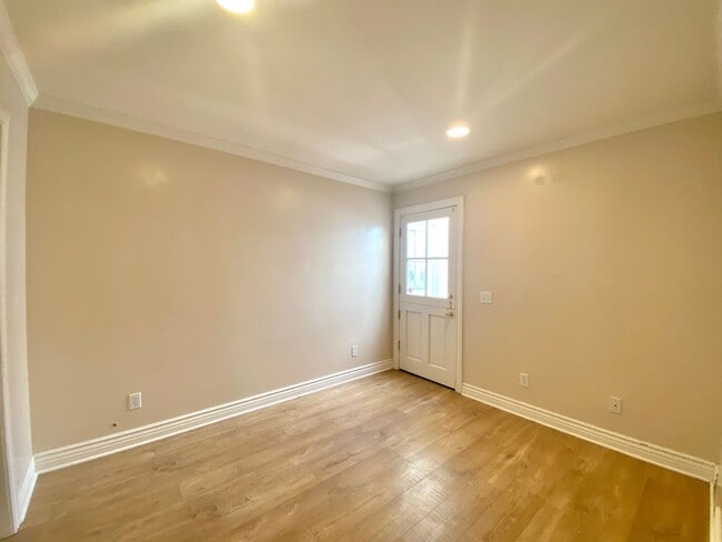 Building Photo - 242 - Kahiau Trust