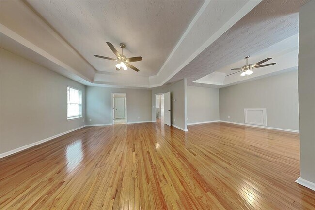 Building Photo - 2693 Austin Ridge Dr NE