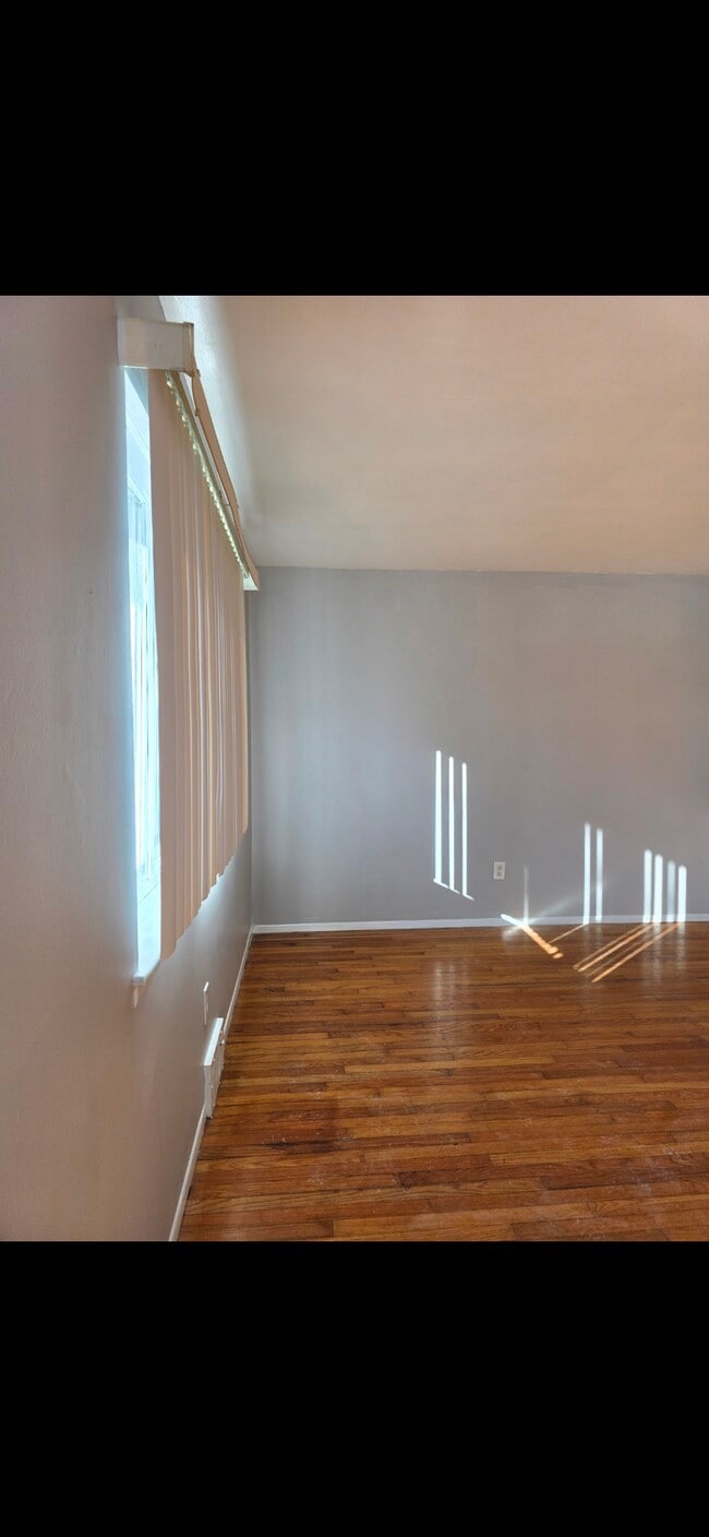 Building Photo - 20766 Ehlert Ave