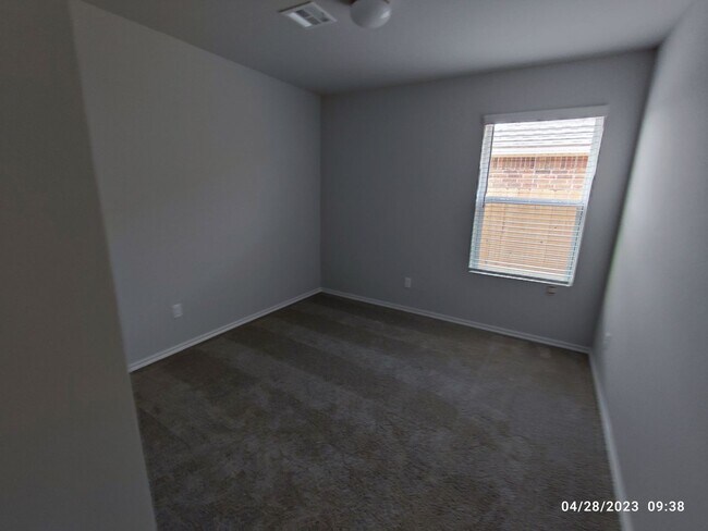 Building Photo - 1st Month Free!