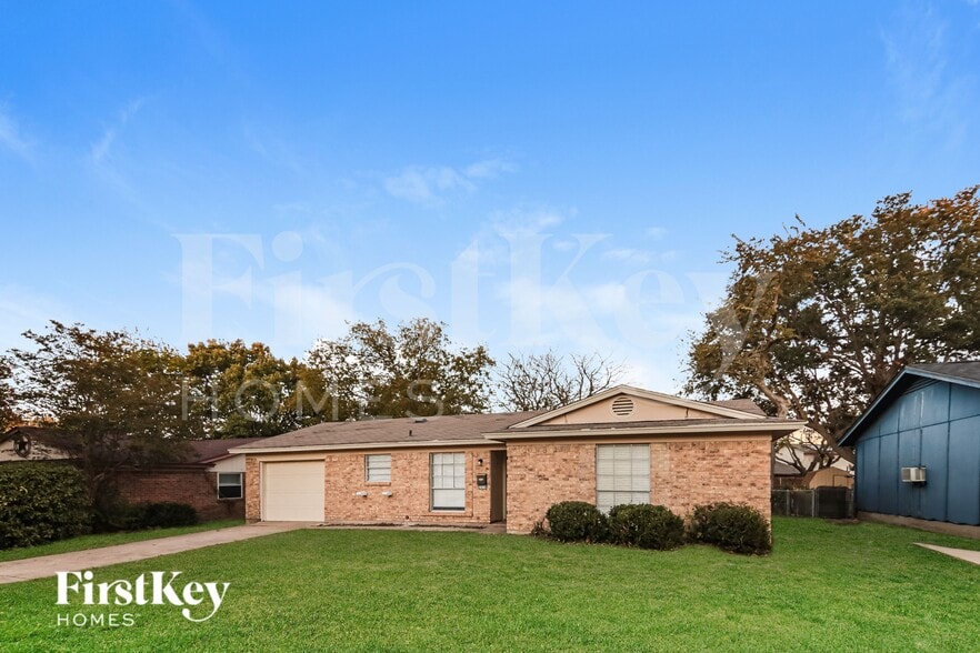 Building Photo - 2514 Old North Rd