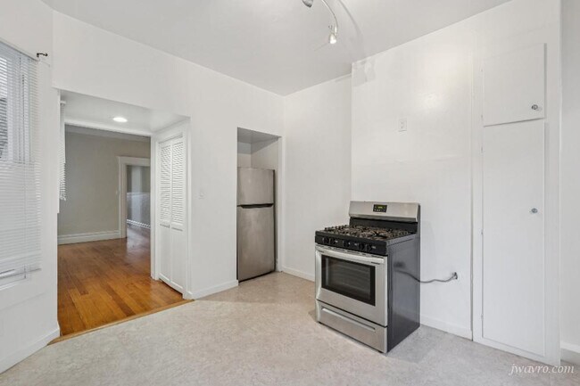 Building Photo - 3945 18th St