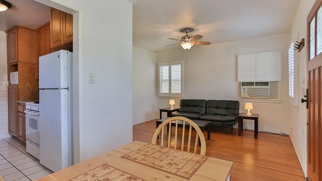 Building Photo - 1310 W Verdugo Ave