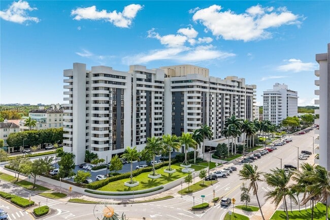 Building Photo - 600 Biltmore Way