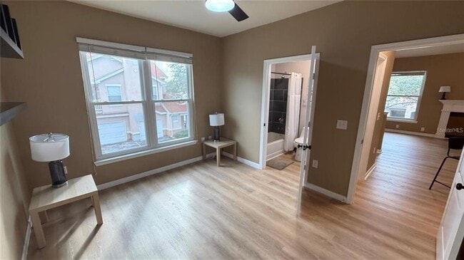 Building Photo - 10414 Villa View Cir