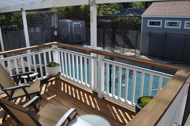 Building Photo - 4 Bedroom Pool Home for Rent in Woodland H...