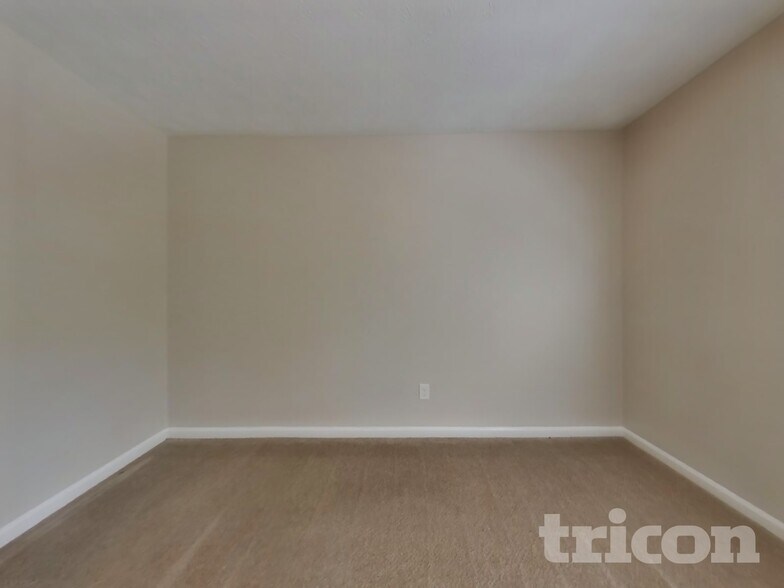 Building Photo - 4021 Wylie Ln