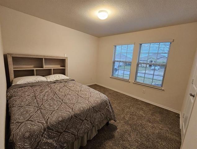 Building Photo - 708 English Dr