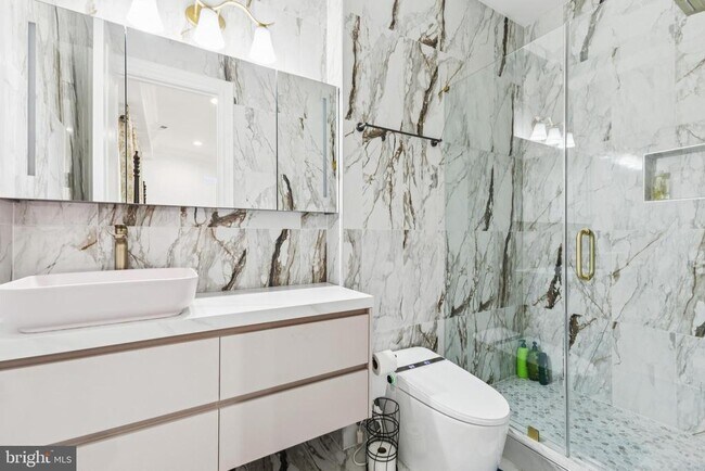 Building Photo - 855 Dolley Madison Blvd