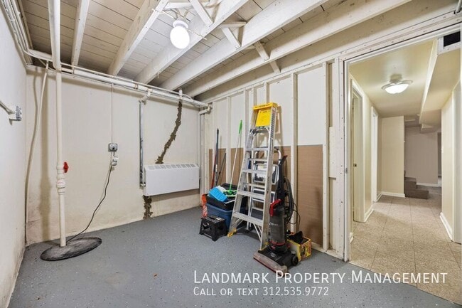 Building Photo - 3619 216th Pl