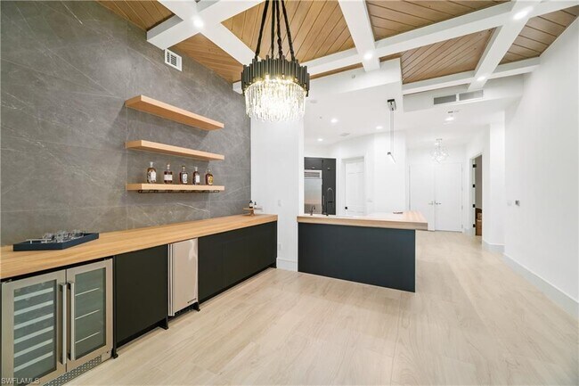 Building Photo - 60 Seagate Dr