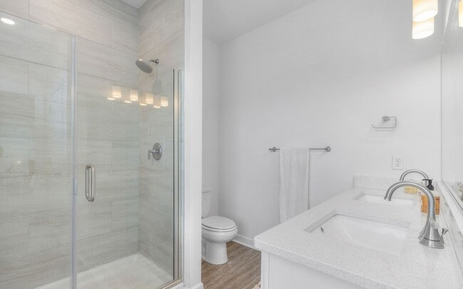 Building Photo - A MUST SEE!! 2-Bedroom Townhome In The Tern! Attached Garage - 400 Yards From Beaches - Dog Frien...