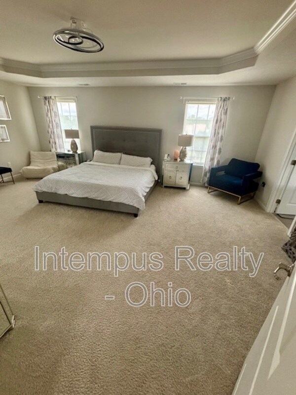 Building Photo - 6123 Brandon Dr