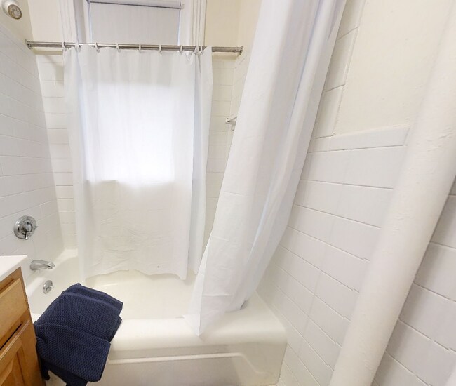 Building Photo - 1149 Commonwealth Ave