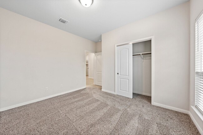 Building Photo - Spacious 4-Bedroom Home – Troy ISD!