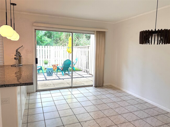 Building Photo - 2429 W Settler's Way