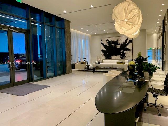 Building Photo - 480 NE 31st St