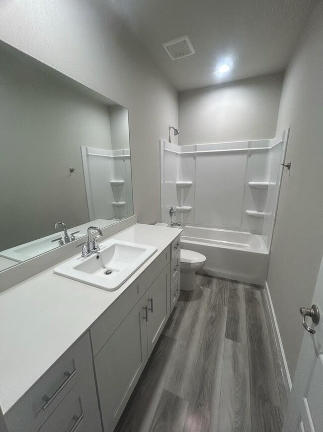Building Photo - 6007 Oracle Dr