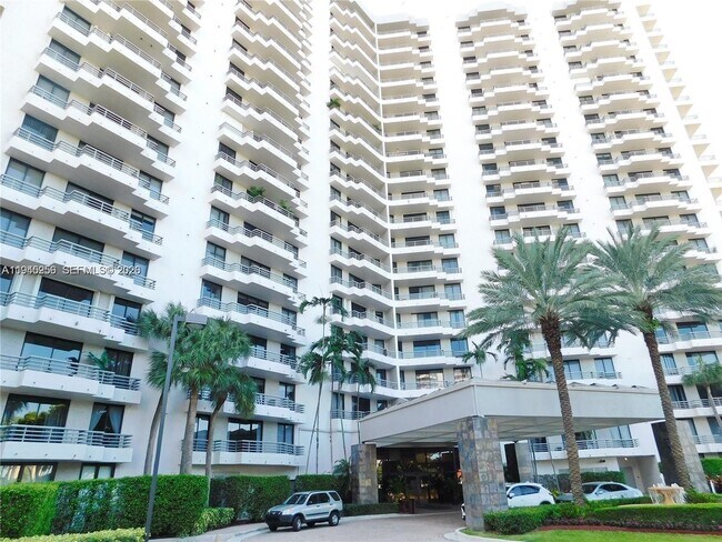 Building Photo - 3300 NE 191st St