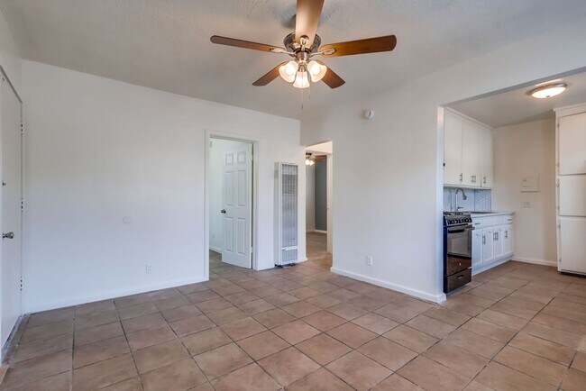 Interior Photo - 2419 S. Ridgeley Dr