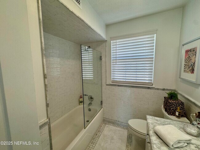 Building Photo - 4358 Timuquana Rd