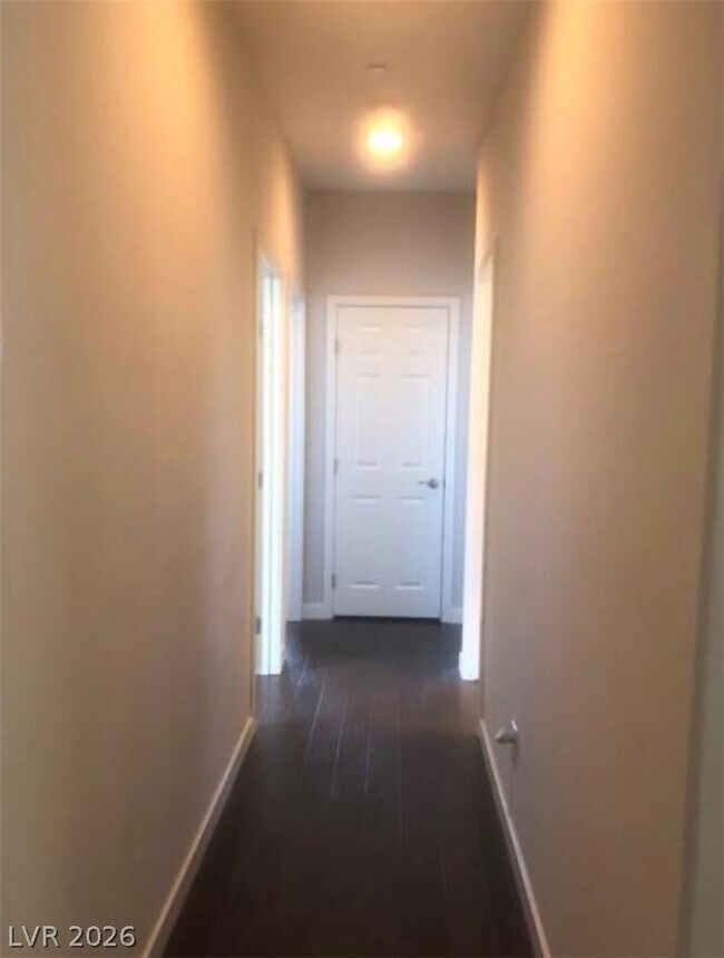 Building Photo - 1126 Bradley Bay Ave