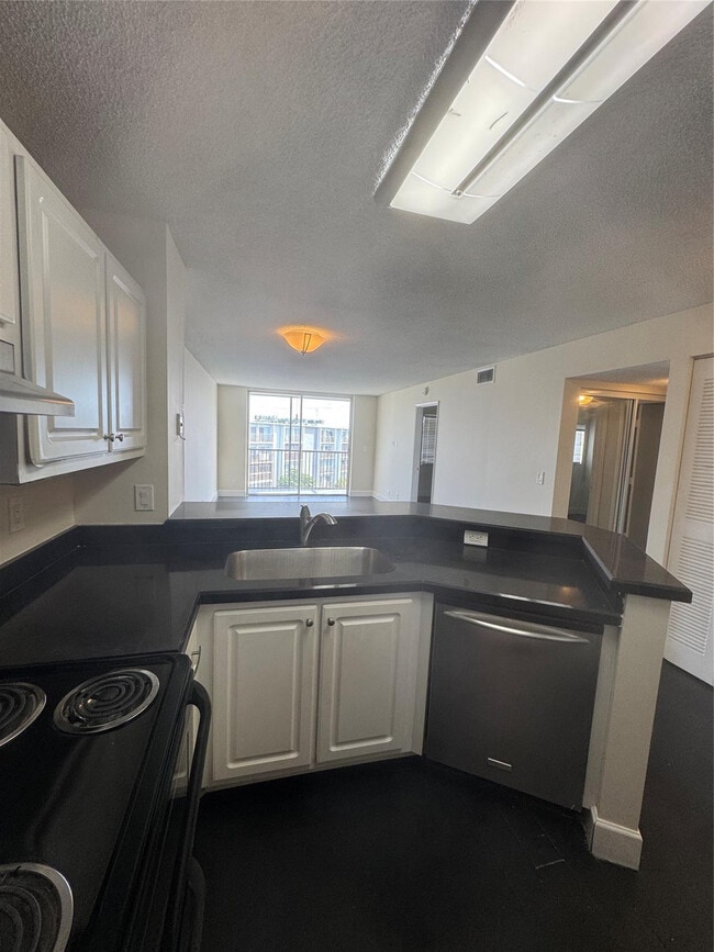 Building Photo - 8750 N Sherman Cir