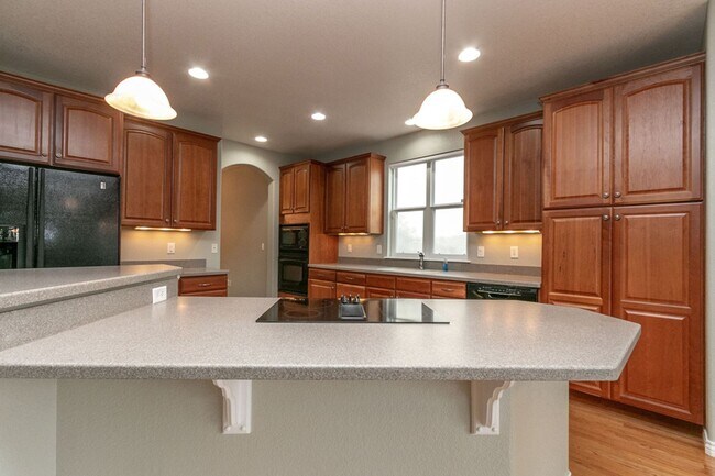 Building Photo - Beautiful ranch style patio home in Fox Meadows golf community.