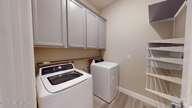 Building Photo - 57 Carina Trl