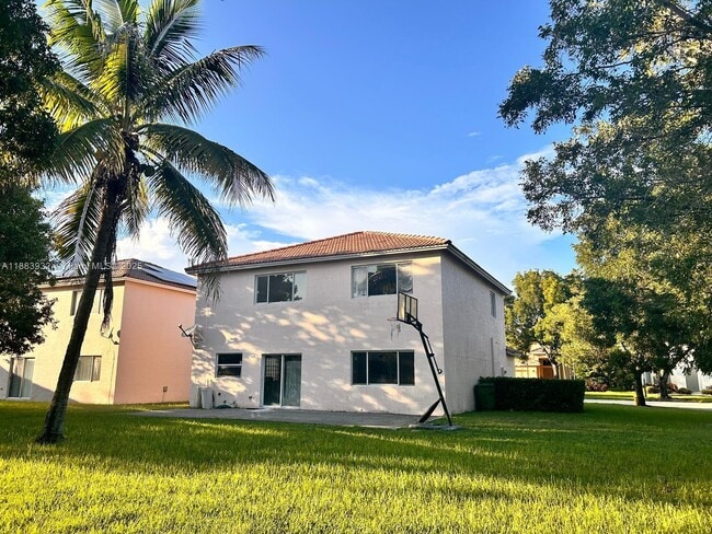 Building Photo - 11360 SW 20th St