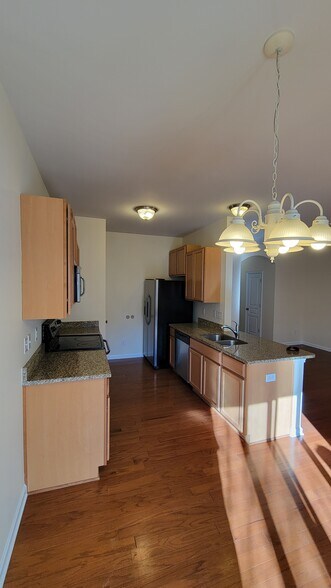 Building Photo - 6824 Creft Circle