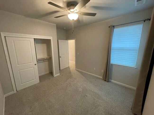 Building Photo - Chico 3 bed 2 bath luxury Belvedere neighborhood, 1800 sqft living space