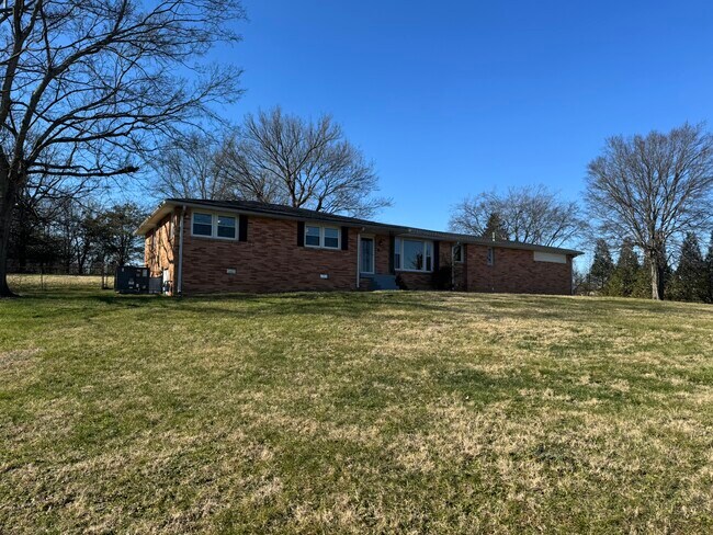 Building Photo - 102 Cumberland Hills Dr