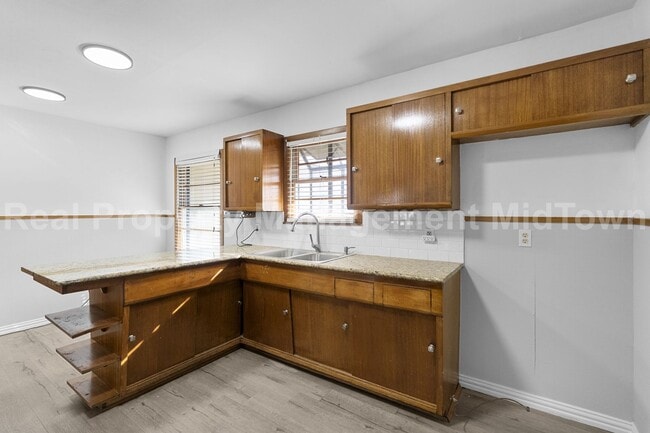 Building Photo - 1500 Sherman St