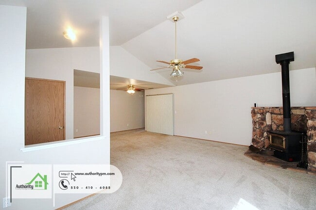 Building Photo - 1748 Galaxy Way