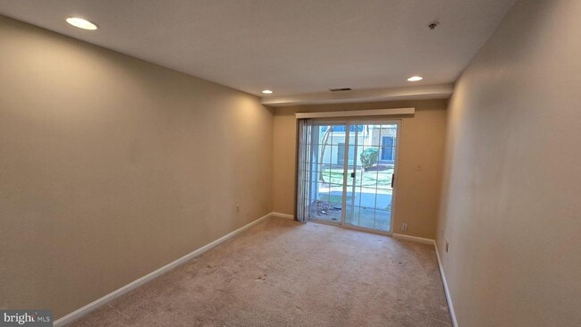 Building Photo - 1547 Northern Neck Dr