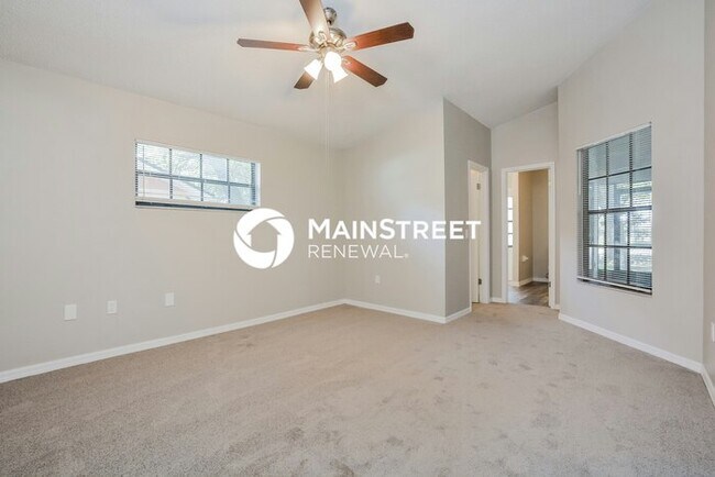 Building Photo - 3 Bedroom Pet-Friendly Home in KISSIMMEE, FL with Main Street Renewal