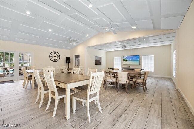 Building Photo - 757 Wiggins Lake Dr