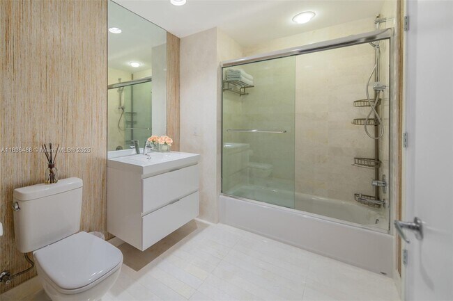 Building Photo - 17111 Biscayne Blvd