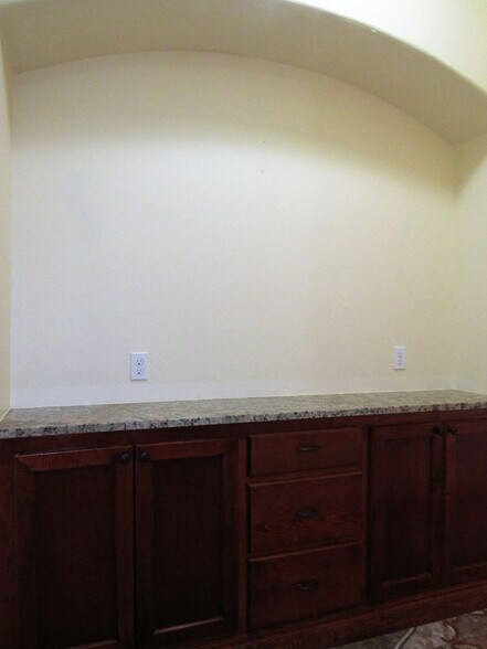 Building Photo - 7709 NW 21st St