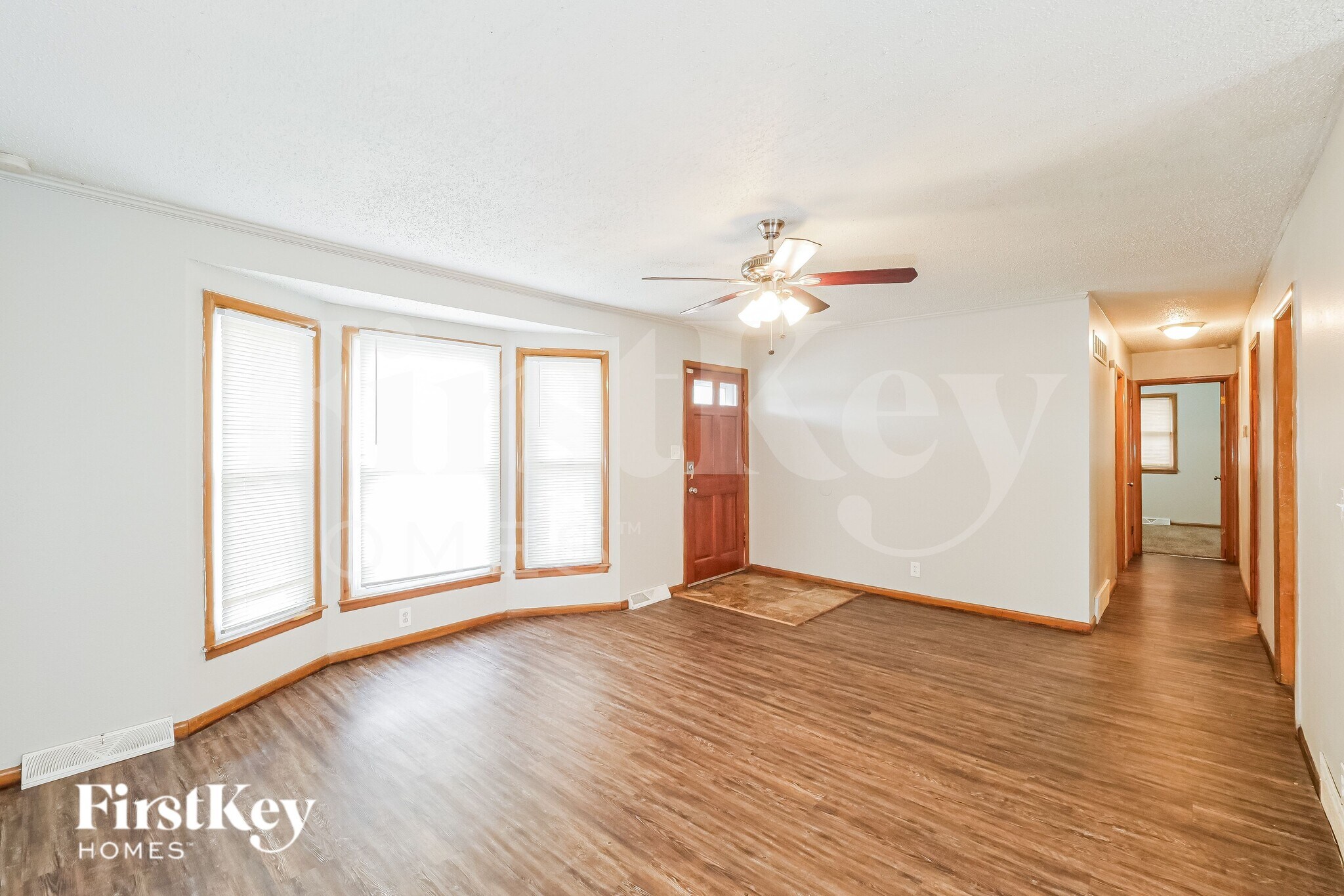 Building Photo - 8207 E 85 St