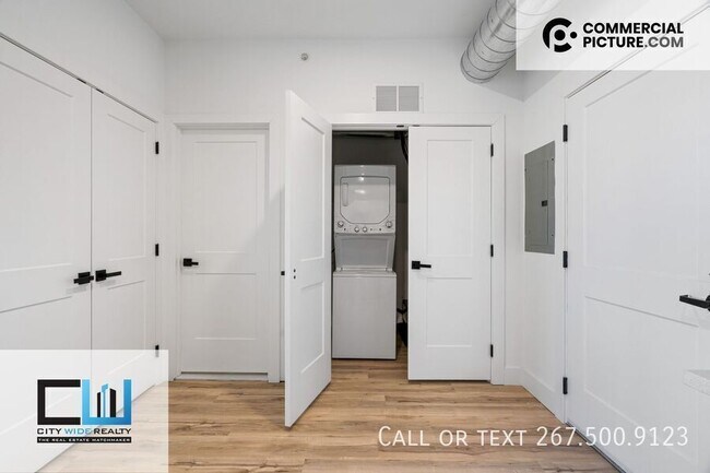 Building Photo - 1845 Hartranft St