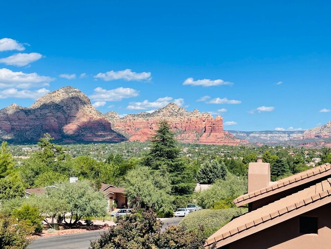 Building Photo - WEST SEDONA