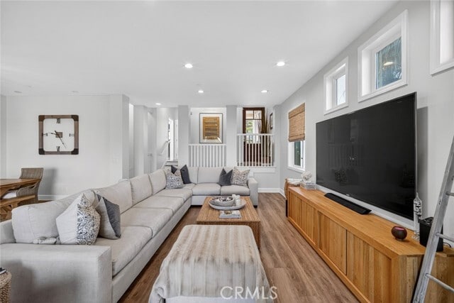 Building Photo - 214 Avenida Montalvo