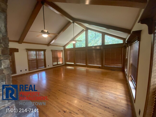 Building Photo - 3505 Cougar Lk Rd