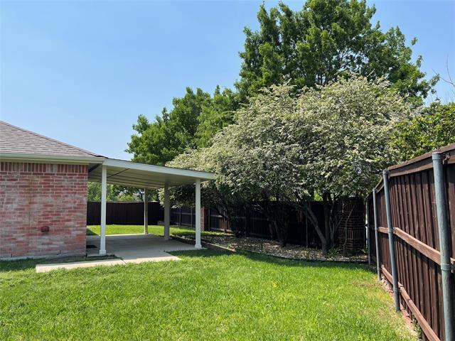 Building Photo - 523 Robinwood Rd