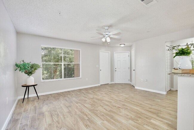 Building Photo - The Landings Condominiums