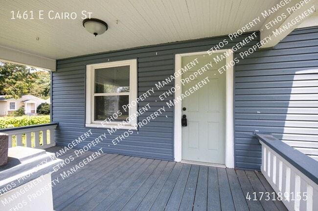 Building Photo - 1461 E Cairo St