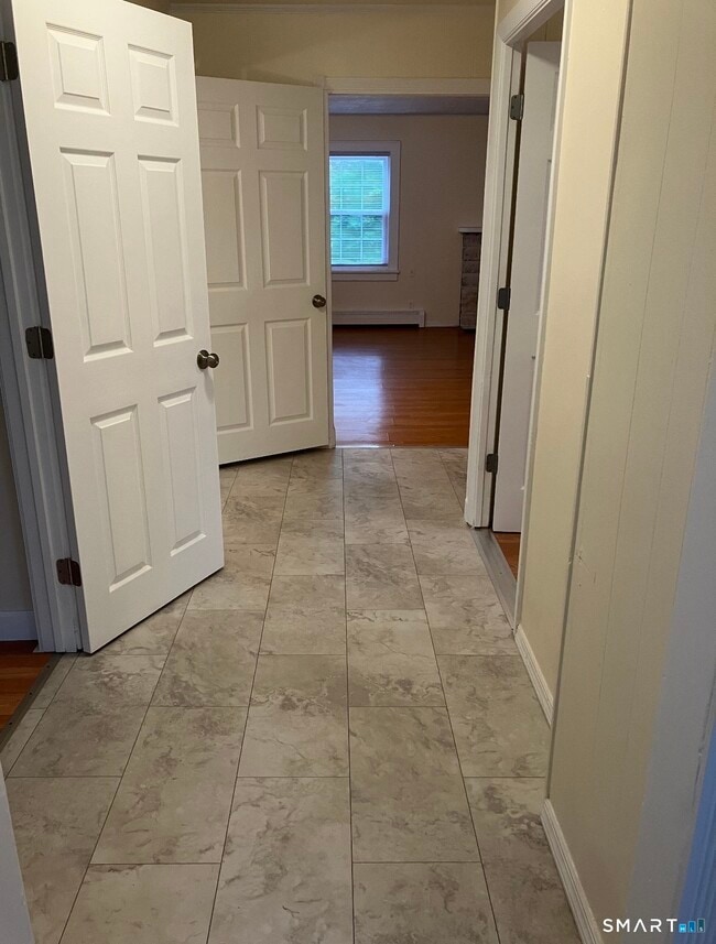 Building Photo - 1163 Bullet Hill Rd